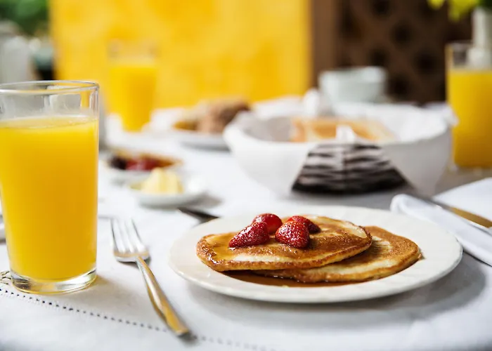 Luna Llena Bed & Breakfast 3*