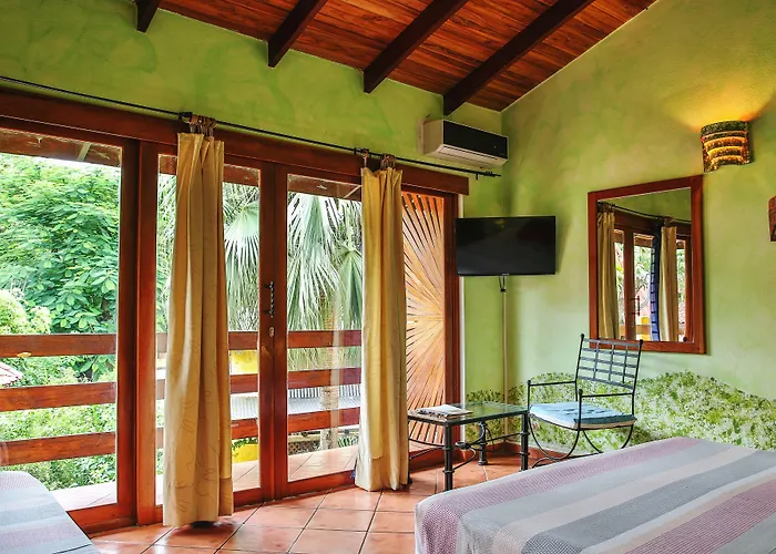 Bed & Breakfast Luna Llena Tamarindo